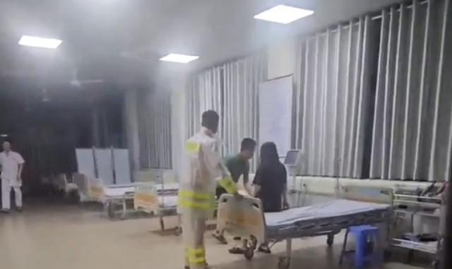 CSGT Quảng Ninh kịp thời hỗ trợ sản phụ chuyển dạ trong mưa bão. capture-5982.png
