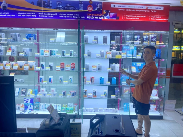 Bắt đối tượng trộm cắp tại Siêu thị Media Mart Hạ Long