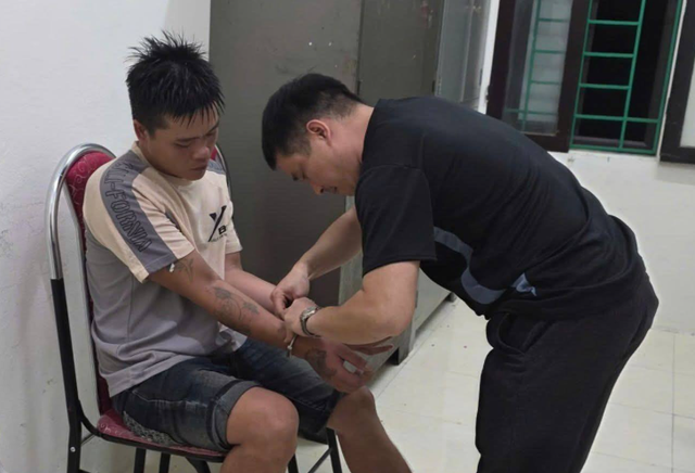 Đối tượng Cô Văn Háo tại cơ quan Công an. capture-4914.png