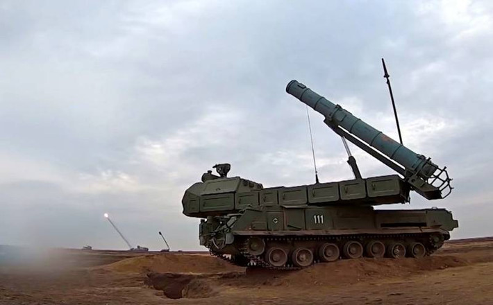 Nếu không quân Azerbaijan thời điểm thập niên 1990 khá yếu và các hệ thống phòng không của Armenia cũng như NKR đủ sức chống lại, nhưng bây giờ chúng ta thấy một tình hình hoàn toàn khác.