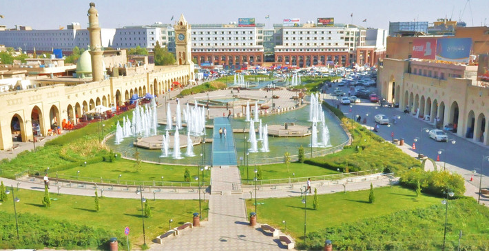 Kurdistan không phải là một quốc gia. Do người Kurd không ngừng giao tranh với quân chính phủ, quân đội Iraq buộc phải rút khỏi Kurdistan vào tháng 10 năm 1991 và đành chấp nhận thể chế tự trị de facto của khu vực này. Ảnh: Wikimapia.