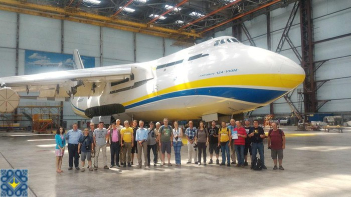 Chiếc Ruslan (NATO gọi bằng tên định danh Condor) từng là loại phi cơ lớn nhất từng được sản xuất hàng loạt (trước khi Airbus A-380 và An-225 Mriya xuất hiện).