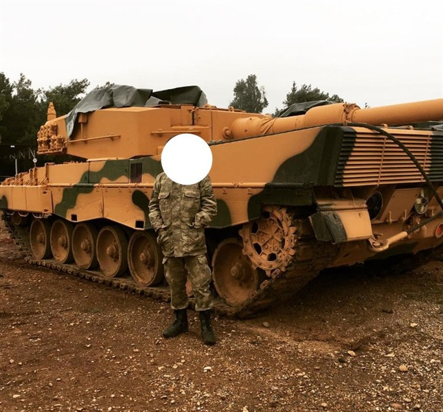 Căn cứ vào hệ thống phòng giáp của Leopard 2A4, Thổ Nhĩ Kỳ tin rằng dòng tăng này có thể đối đầu với hầu hết với những loại tên lửa chống tăng dù đó là hiện đại nhất. Tuy nhiên, xét về lý thuyết, Leopard 2A4 vẫn hoàn toàn có thể bị nướng chín bởi tên lửa Javelin trong tay SDF.