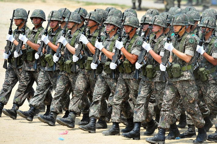 "Chúng tôi sẽ không chấp nhận các hành động phi lý của Triều Tiên", phát ngôn viên Yoon nói.