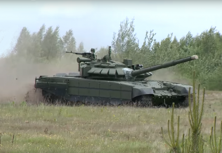 Những lo ngại được bày tỏ rằng nếu "người Nga và người Belarus đồng loạt tấn công từ Kaliningrad và Brest, thì xe tăng của họ có thể tới Warsaw trong vài giờ nữa".