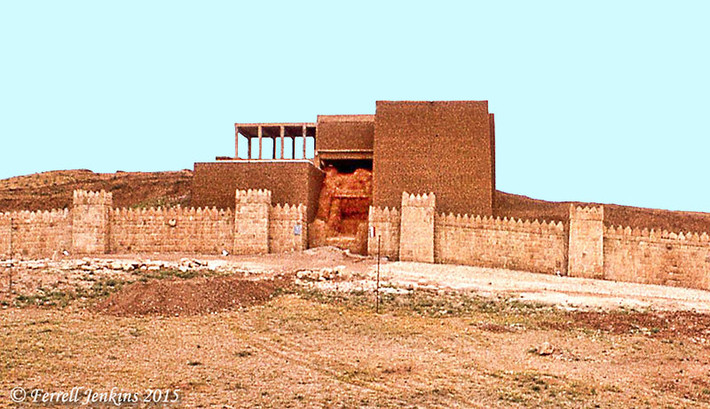 Thành phố Mosul những năm 1970 vẫn còn lưu giữ các giá trị kiến trúc nghệ thuật. Ảnh: Ferrell Jenkins.