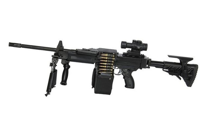 Nòng của súng NG-7 được rèn nguội để tăng độ chắc chắn. IWI trang bị cho NG-7 một đường ray Picatinny cỡ nhỏ ở phía trên, có thể gắn những phụ kiện chiến đấu như đèn pin, ống ngắm…