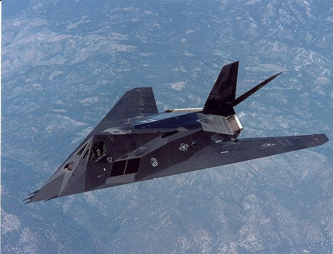 F-117 được thiết kế dùng cho những nhiệm vụ đặc biệt trong giai đoạn đầu chiến tranh.