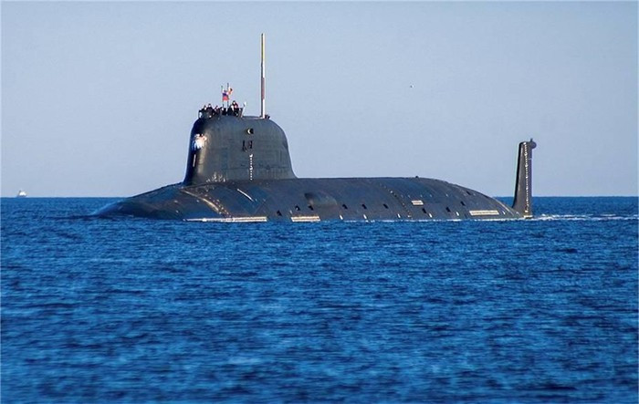 Hai tàu ngầm K-561 Kazan và K-573 Novosibirsk đã hạ thủy nhưng vẫn chưa được đưa vào biên chế. Dự kiến, chiếc Kazan sẽ chính thức làm nhiệm vụ từ cuối năm nay, trong khi chiếc Novosibirsk vào năm 2021 tới.