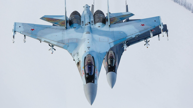 Việc Ấn Độ không tiếp tục đặt mua tiêm kích đa năng Su-30MKI bất chấp họ đang duy trì phi đội rất lớn và còn dự định nâng cấp lên chuẩn Super 30 được coi là bất ngờ lớn.