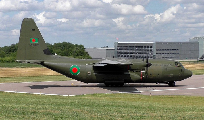 Phiên bản C-130J Super Hercules là mẫu sản xuất hiện tại của C-130 và phi đội toàn cầu gần đây đã vượt qua 2 triệu giờ bay. 20 quốc gia trên thế giới đã chọn C-130J để hỗ trợ các nhu cầu không vận chiến thuật.