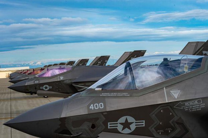 Lấy ví dụ, rất nhiều lần tiêm kích F-35I Adir của Israel đã đánh phá các mục tiêu bên trong lãnh thổ Syria mà radar của S-400 không thể phát hiện, bất chấp cự ly tiếp cận đã là rất gần.