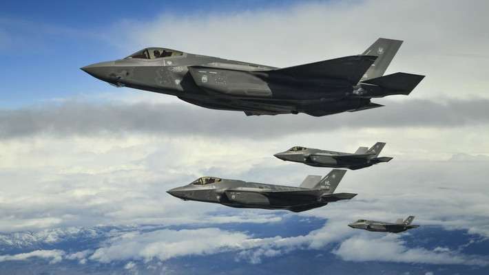 Lực lượng phòng không Nga và Syria chỉ nhận biết được F-35I đã tham chiến khi phát hiện thấy mảnh bom đường kính nhỏ GBU-39 SDB (thứ vũ khí được thiết kế đặc biệt cho F-35) nằm trong đống đổ nát mà thôi.