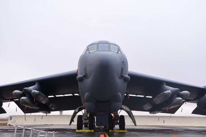 Trong cuộc chiến tại Afghanistan, những chiếc B-52 của Mỹ bay từ các căn cứ trong nội địa nước này để tấn công các căn cứ của Taliban.
