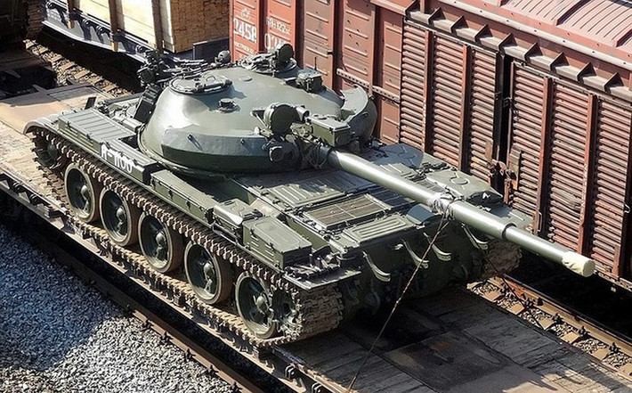 Có thời điểm Nga đã mạnh tay viện trợ một lúc hơn 100 xe tăng T-62M cho quân đội Syria.