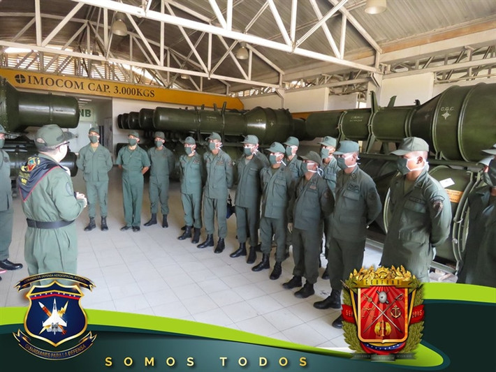 Hãng thông tấn Reuters cho biết, mục đích của bước này là tăng áp lực lên chính phủ Venezuela và các đồng minh, nhưng đó không phải là để chuẩn bị cho hành động quân sự chống lại Venezuela. Mặc dù vậy, ngay sau khi quyết định được công bố, Venezuela đã phát hiện không chỉ tàu chiến mà cả máy bay quân sự Mỹ liên tục áp sát không phận nước này từ hướng biển.