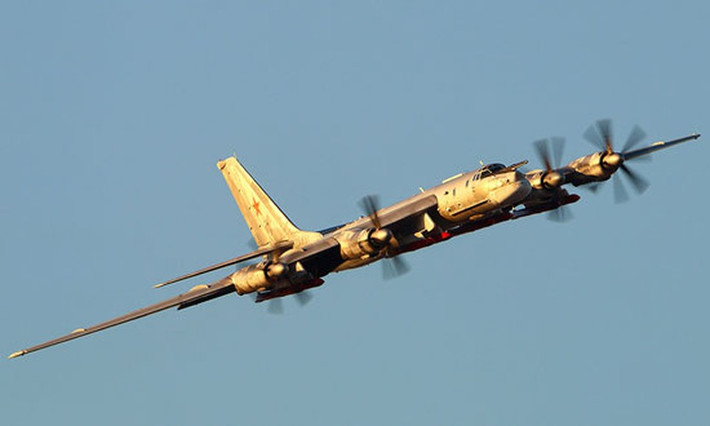 Nếu vậy cùng với "Pháo đài bay chiến lược" B-52 của Mỹ, "Gấu Nga" Tu-95 vẫn sẽ còn hiện diện trên bầu trời thêm một khoảng thời gian rất dài nữa, điều này chắc chắn sẽ khiến phương Tây phải "giật mình".