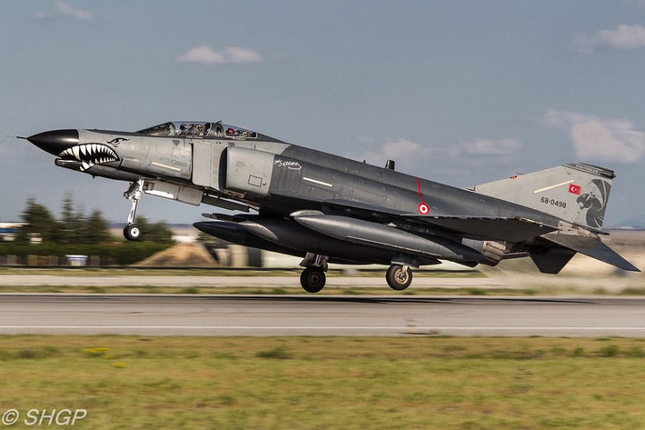 F-4E 2020T Terminator được Israel nâng cấp cho không quân Thổ Nhĩ Kỳ. Đây được coi là biến thể mới nhất và mạnh nhất của dòng tiêm kích "con ma" do Mỹ chế tạo.