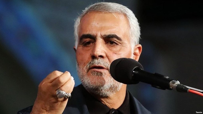 Cộng đồng tình báo Mỹ tin rằng, tướng Soleimani trong nhiều năm qua liên quan đến âm mưu tấn công người Mỹ ở nhiều quốc gia, bao gồm Iraq, Syria và Lebanon.