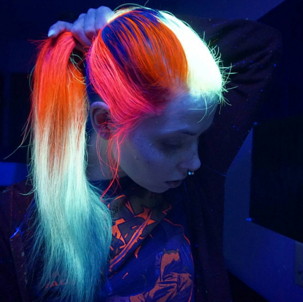 Trong đó nổi tiếng nhất là sản phẩm mang tên High Voltage Classic Cream Formula Hair Color của thương hiệu Manic Panic, New York. Ảnh: Instagram Rainbow_megz.