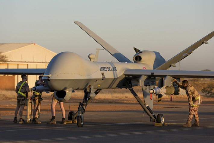 Căn cứ dữ liệu sau đó, các chuyên gia cho rằng UAV Mỹ đã bay vào bầu trời Idlib, cũng có thể chúng tới từ hướng Đông Nam hoặc từ hướng Đông, khu vực này có sự hiện diện dày đặc của các hệ thống phòng không tầm ngắn và tầm xa của Nga.