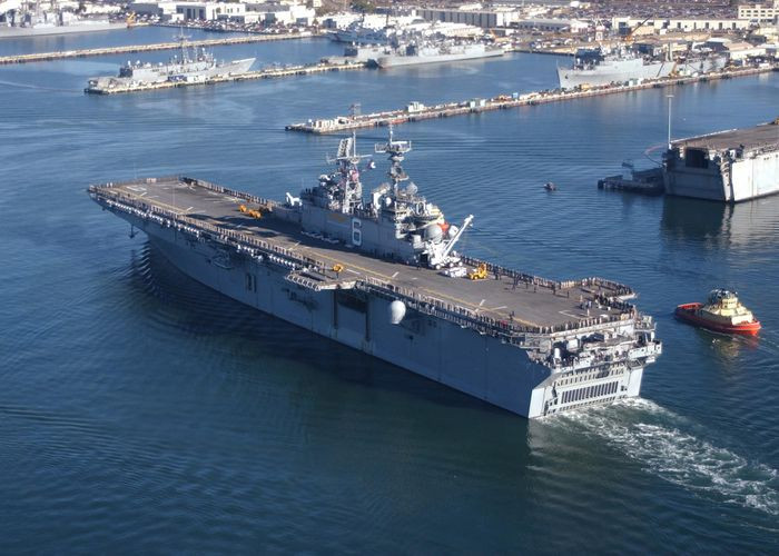 Với việc trang bị F-35B, năng lực tác chiến của tàu đổ bộ lớp Wasp thậm chí còn mạnh hơn cả tàu sân bay Liêu Ninh của Trung Quốc.