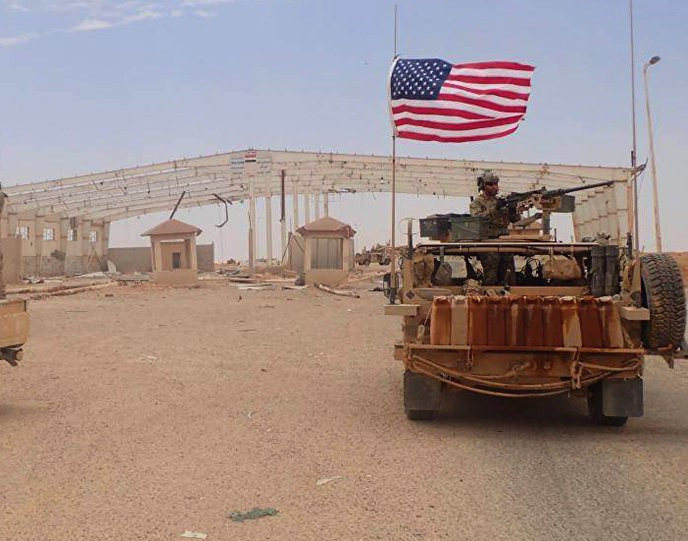 Bộ Quốc phòng Nga cáo buộc "Mỹ chiếm giữ và kiểm soát các mỏ dầu Syria bằng vũ lực" và gọi đây là "hành vi ăn cướp cấp nhà nước".