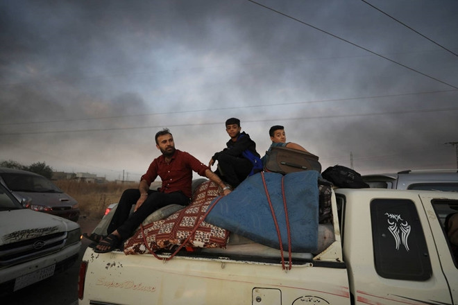 Thổ Nhĩ Kỳ, Syria, Iraq và Iran là những nơi có cộng đồng người Kurd sinh sống đông nhất, dù có nhiều khác biệt về mức độ tự trị đối với chính quyền trung ương sau nhiều thập kỷ. Trong đó, đáng chú ý, người Kurd chiếm đến 18% trong hơn 81 triệu dân của TNK, con số này lần lượt là 8%, 16% và 8% ở các nước Syria, Iraq và Iran.