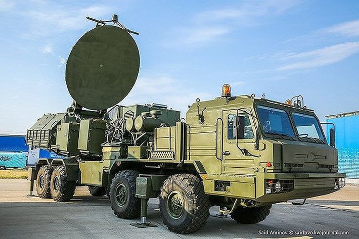 Phía Nga cho rằng tên lửa AGM-183A hóa ra có thể điều khiển trong toàn bộ quá trình bay, điều này cho phép chiếm quyền kiểm soát đối với nó, chẳng hạn như thông qua hệ thống tác chiến điện tử chủ động Krasukha.