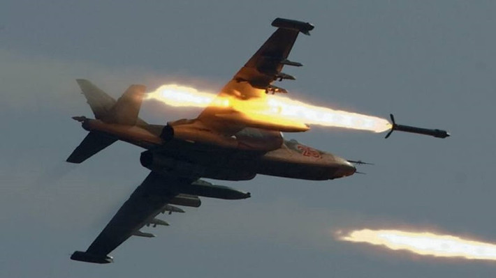 Đáp lại lời đề nghị của chính quyền Tổng thống al-Assad về việc hỗ trợ quân sự chống các nhóm nổi dậy và khủng bố, bắt đầu từ 9/2015, Nga bắt đầu chiến dịch không kích ở Syria; các cuộc không kích của Nga đã giúp SAA lật ngược cục diện cuộc chiến; mở ra những cơ hội mới cho Syria.
