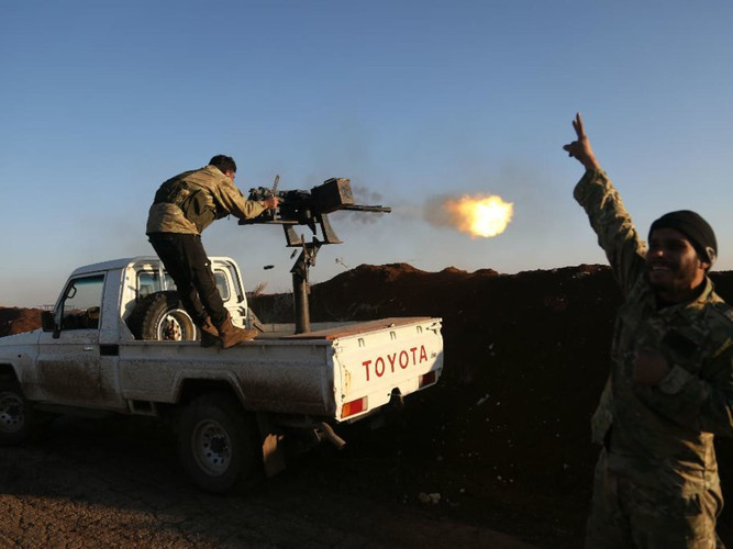 Associated Press trích dẫn nguồn tin cho hay, Thổ Nhĩ Kỳ đã cung cấp tiền và trao quyền công dân cho hàng ngàn tay súng để đổi lấy việc tham gia vào cuộc xung đột ở Libya cùng với các lực lượng trung thành với Chính phủ Hiệp định Quốc gia (GNA).