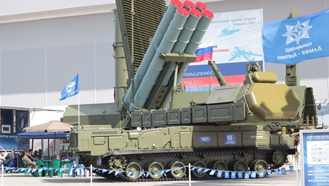 Để làm được điều này, đạn tên lửa 9M317M của Buk-M3 có tầm bắn 70 km, tầm cao 35 km (tương đương với đạn tên lửa 5V55K của tổ hợp S-300) trong khi xác suất tiêu diệt mục tiêu cao hơn. Tên lửa sử dụng đầu đạn phân mảnh cho hiệu quả tiêu diệt cao.