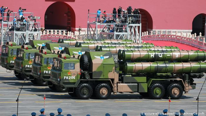 HQ-9 cùng HQ-22 là sản phẩm mới, được quảng cáo chắt lọc những công nghệ mới nhất của S-300/400, kết hợp cùng những thiết bị điện tử cực kỳ tinh vi của Trung Quốc, sẽ giúp cho Syria đảm bảo hiệu quả tác chiến trước máy bay Israel.