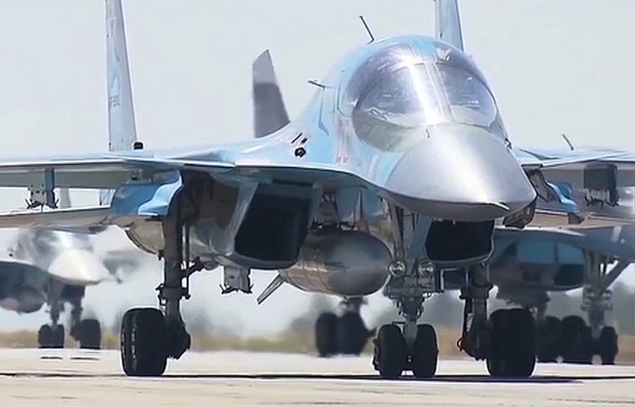 "Mỹ có thể đánh bật lực lượng không gian vũ trụ Nga khỏi Syria bằng cách phóng 300 - 400 tên lửa hành trình Tomahawk vào căn cứ Hmeimim, từ đó khôi phục tình trạng của họ về quyền bá chủ thế giới".