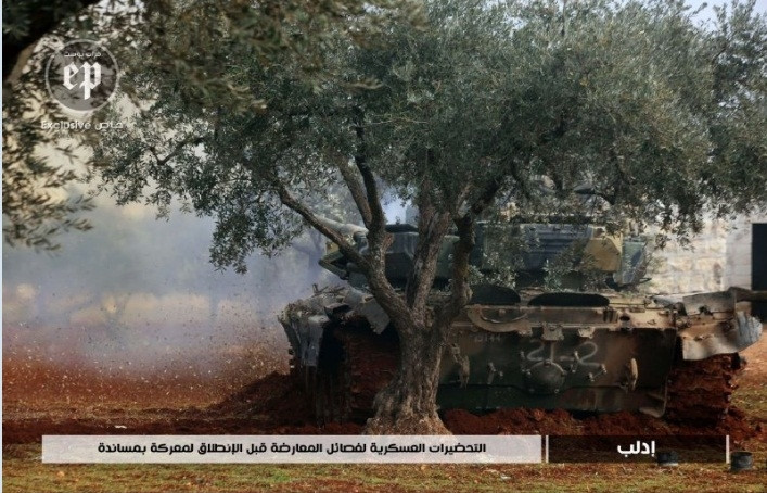 Hình ảnh chiến tăng số 1 tại Syria xuất hiện trong thành phần chiến đấu của nhóm khủng bố HTS cũng đã được trang SyriaL của Syria đăng tải nhưng hình ảnh đã thực sự gây bất ngờ.