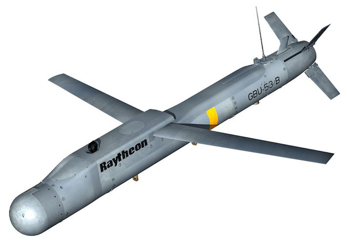 Bom lượn StormBreaker có kích thước nhỏ, cho phép một máy bay mang được nhiều đạn, khiến cho phải huy động ít chiến đấu cơ hơn mà vẫn tiêu diệt cùng số lượng mục tiêu.