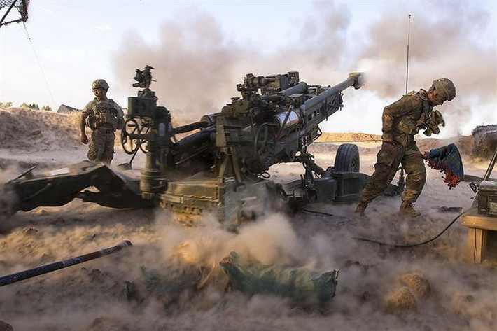 Ngoài Mỹ, Ấn Độ, M777 còn được quân đội Australia, Canada, Anh Quốc và Arab Saudi sử dụng.