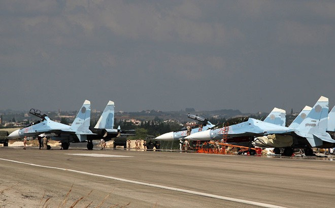 Khi đó nhiều khả năng quân đội chính phủ Syria sẽ có được sự hỗ trợ từ một nhân tố mới đó là các tay súng người Kurd thuộc Lực lượng Dân chủ Syria (SDF), khi hiện tại hai đối thủ cũ gần như đã hóa giải được mâu thuẫn vì mục tiêu chung