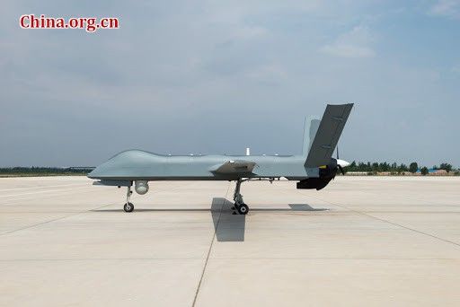 "Những quả đạn như vậy dưới sự hướng dẫn của UAV trở thành vũ khí khủng khiếp với đối phương, cho phép pháo binh bắn trúng bất kỳ mục tiêu nào chỉ với 1 - 2 phát đạn", báo chí Armenia tin tưởng.