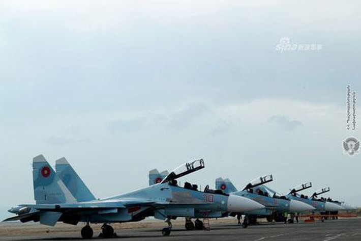 Đầu tiên, có ý kiến cho rằng họ đã sai lầm khi mua Su-30SM với số tiền 120 triệu USD được phân bổ: "Chúng tôi không phủ nhận rằng đây là một vũ khí tốt, nhưng nó không được ưu tiên".