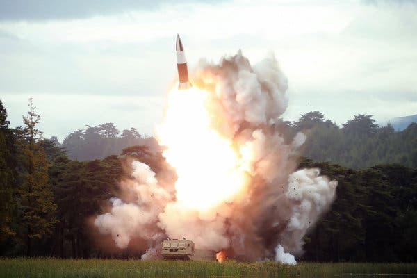 Tuy nhiên, không rõ ông Kim có chứng kiến vụ thử ngày 29-3 hay không. Chỉ có Phó Chủ tích Đảng Lao động Ri Pyong-chol cùng một số quan chức quân sự tham dự. Vụ thử do Học viện Khoa học Quốc phòng thực hiện.