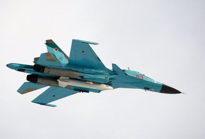 Bên cạnh đó, trên phiên bản hiện đại hóa của Su-34 với tên định danh là Su-34M sẽ bắt đầu được biên chế vào năm 2021, kho vũ khí tên lửa đã được mở rộng thêm một cách đáng kể.
