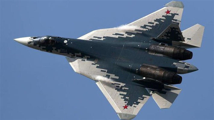 Nhưng đáng tiếc là vụ tai nạn xảy ra với ngay chiếc Su-57 sản xuất hàng loạt đầu tiên đã khiến dự định trên bị đổ bể. Giới phân tích lo ngại rằng vì việc này mà dây chuyền lắp ráp Su-57 sẽ bị đình chỉ, bất chấp Moskva vẫn nói cứng rằng kế hoạch không có gì thay đổi.