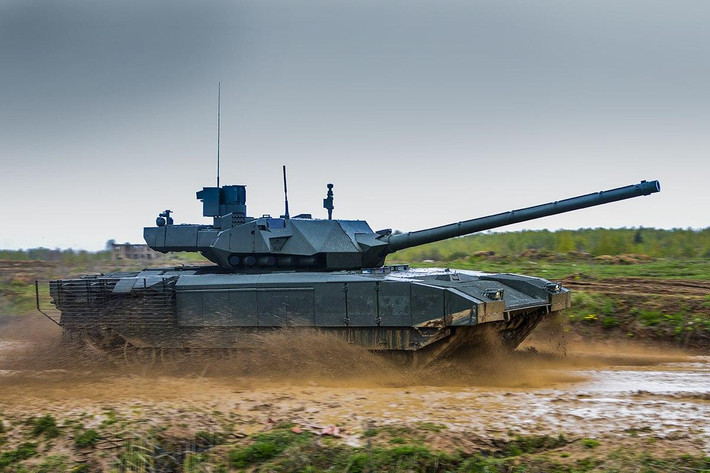 Ông Manturov cũng tuyên bố về thời điểm bắt đầu giao hàng đối với xe tăng T-14 Armata cho Lực lượng Vũ trang của đất nước. Quan chức của nội các liên bang cho biết, việc bắt đầu chuyển giao hàng loạt xe tăng thế hệ mới cho Quân đội Nga được lên kế hoạch vào năm 2021.