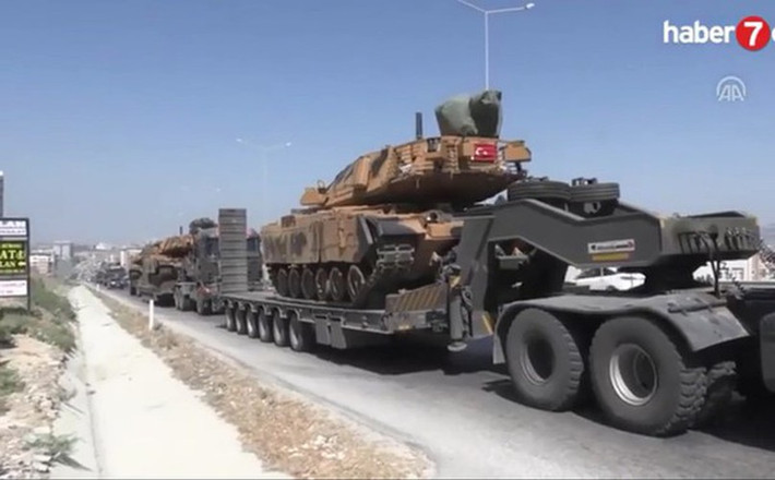 Quân đội Thổ Nhĩ Kỳ đã chính thức tiến hành hoạt động quân sự tại tỉnh Idlib nhằm hỗ trợ cho các tay súng nổi dậy, chống lại cuộc tấn công của quân đội chính phủ Syria.
