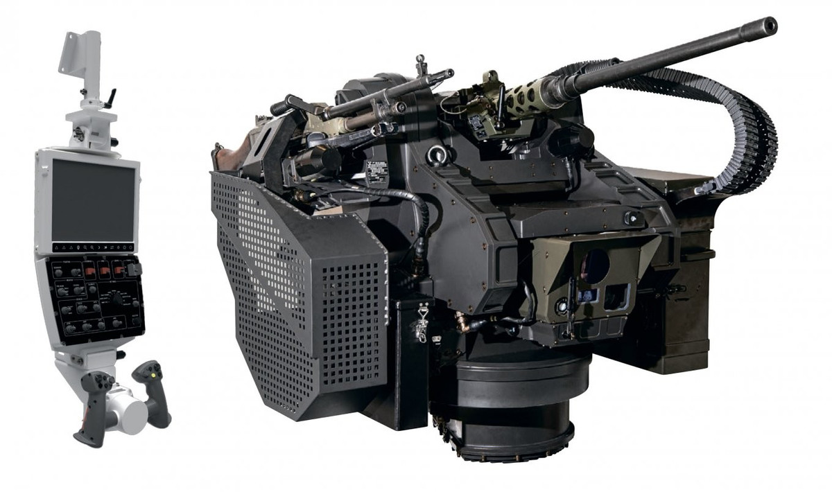 Ý tưởng Loke được phát triển bởi Cục Quản lý Vật liệu Quốc phòng Thụy Điển (FMV), Không quân Thụy Điển và Saab. Ý tưởng này đã trở thành một phần cốt lõi trong năng lực phòng thủ căn cứ của Thụy Điển.