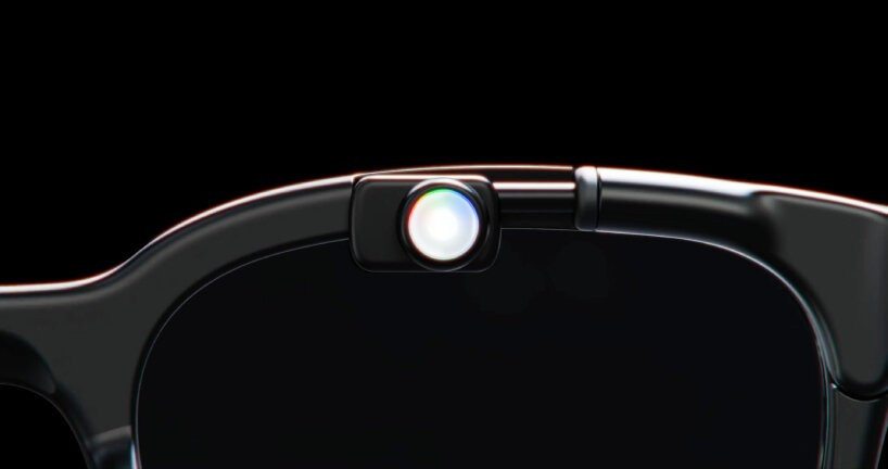 Tiếc là, thay vì màn hình phủ lên thấu kính, Halo lại "hoạt động" bằng cách chiếu hình ảnh vào tầm nhìn ngoại vi của bạn. Loại công nghệ này bị đánh giá là gây khó chịu đặc biệt là khi so sánh với các mẫu có lăng kính bên trong thấu kính.