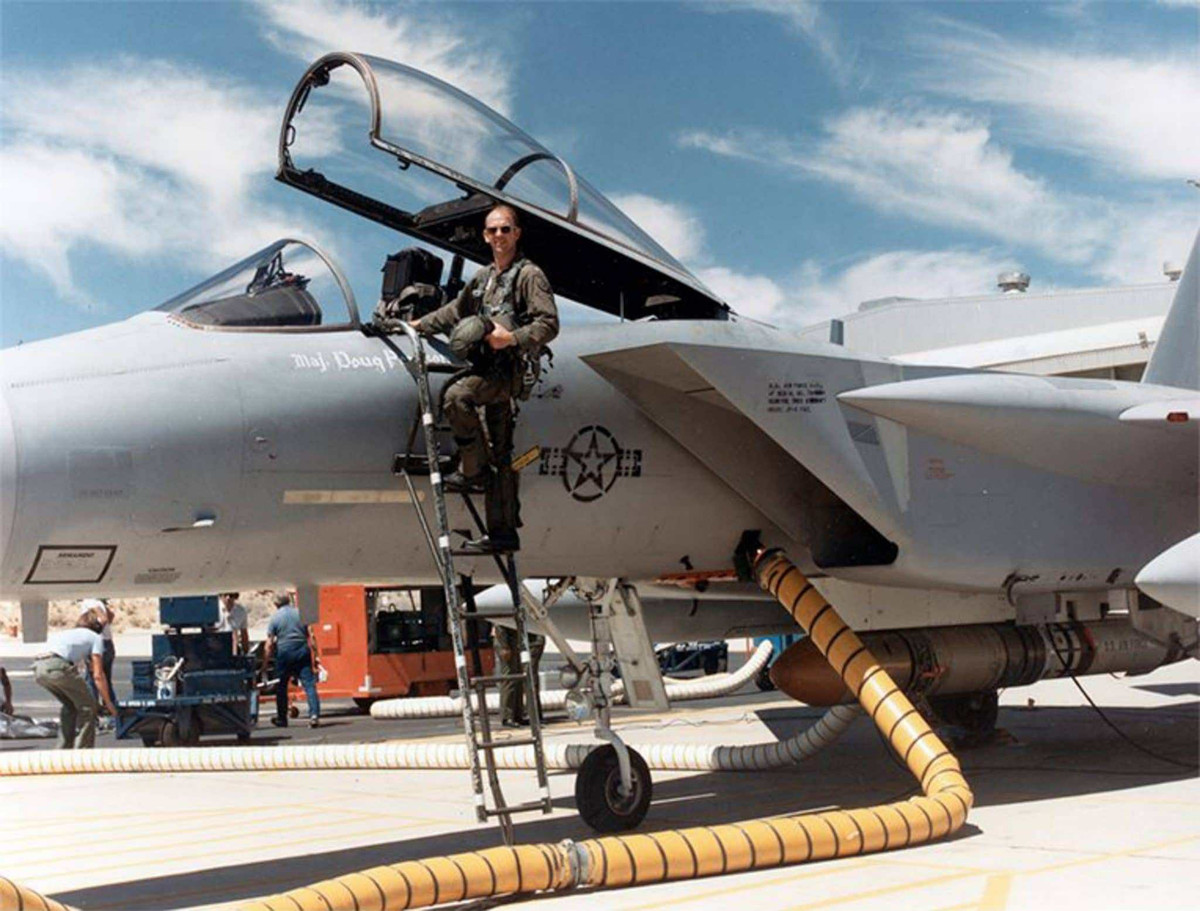 Thậm chí, đến hiện tại nó là chiếc tiêm kích duy nhất trên thế giới được ghi nhận đã bắn hạ cả vệ tinh. Năm 1985, phi công thử nghiệm F-15, Thiếu tá Wilbert D. “ Doug ” Pearson thực hiện một cú bay gần như thẳng đứng lên độ cao hơn 10,5km và phóng tên lửa vào không gian phá hủy một vệ tinh cũ cách xa hơn 2000 dặm, ở độ cao 550km.