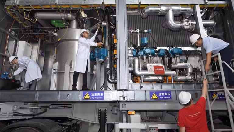 Với công suất 10 MW, lò phản ứng này có thể cung cấp điện cho một trung tâm dữ liệu AI quy mô trung bình, lĩnh vực đang tiêu thụ lượng điện khổng lồ khi nhu cầu đào tạo mô hình trí tuệ nhân tạo ngày càng tăng.