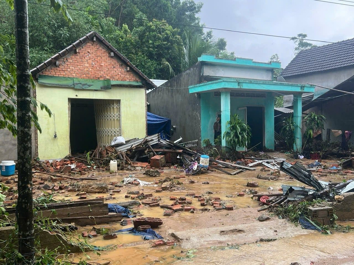 Môi trường thường bị ô nhiễm nghiêm trọng do rác thải, xác động vật, nước thải và bùn đất tích tụ. Nếu không xử lý kịp thời, đây sẽ là nguồn lây lan dịch bệnh nguy hiểm, ảnh hưởng đến sức khỏe cộng đồng.